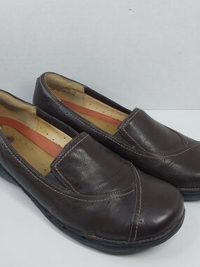 Clarks Unstructured Women's Brown Leather Slip On Loafer Shoes Size 9.5 Wide